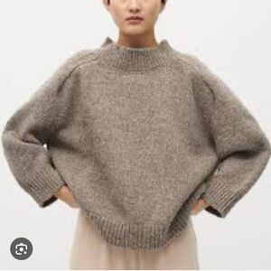 Babaa no 51 in dark mist